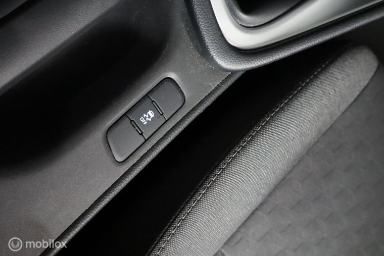 Vehicle Image 27
