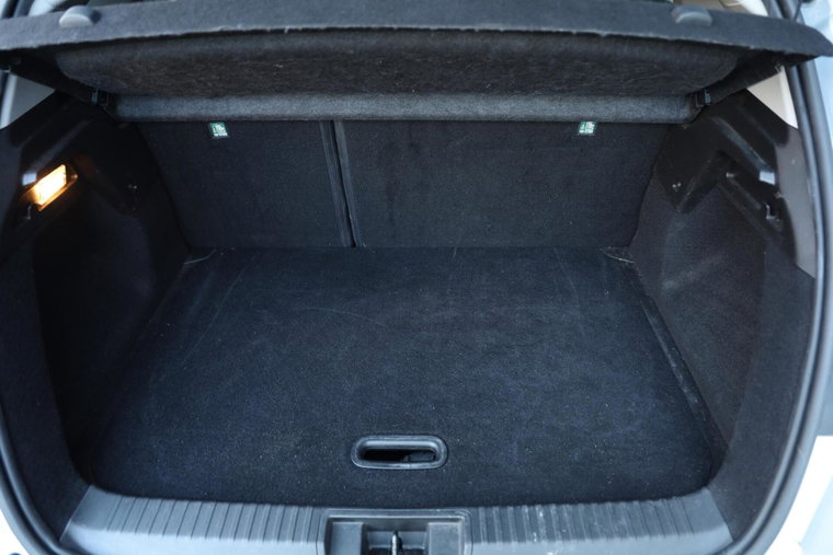 Vehicle Image 35