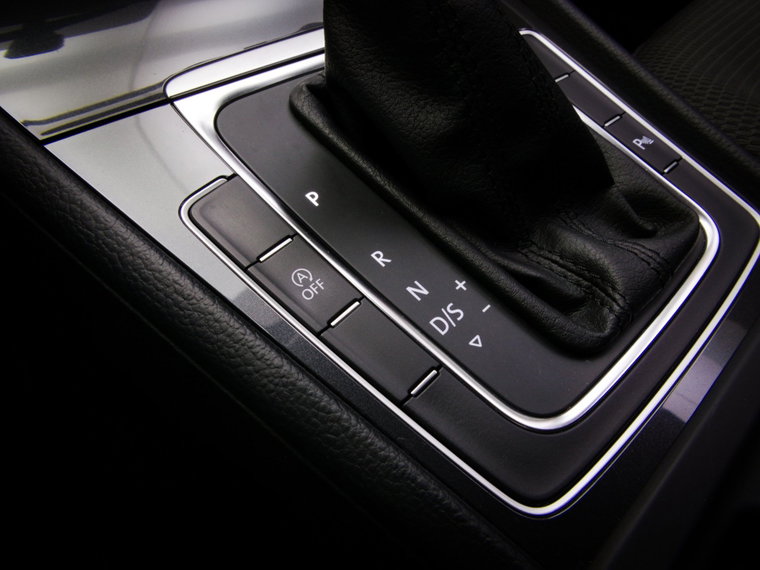 Vehicle Image 38