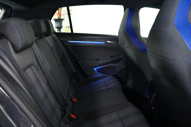 Vehicle Image 14
