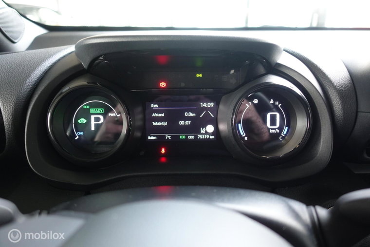 Vehicle Image 17