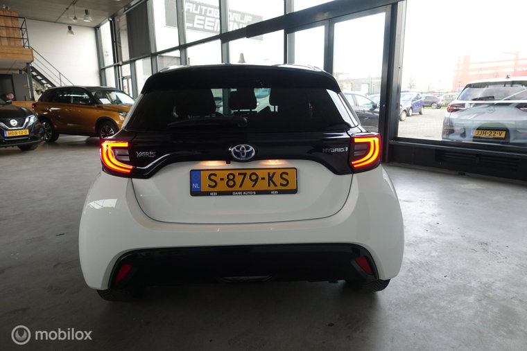 Vehicle Image 7