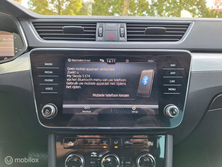 Vehicle Image 19