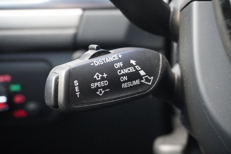 Vehicle Image 38