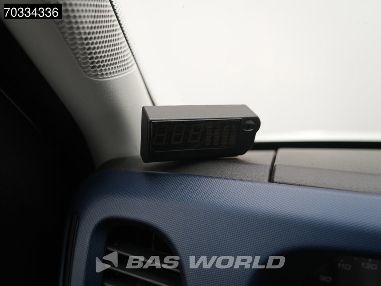 Vehicle Image 26