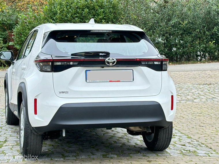 Vehicle Image 11