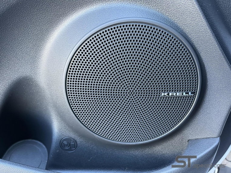 Vehicle Image 26