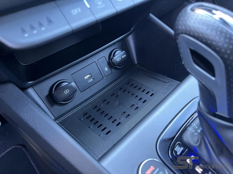 Vehicle Image 27