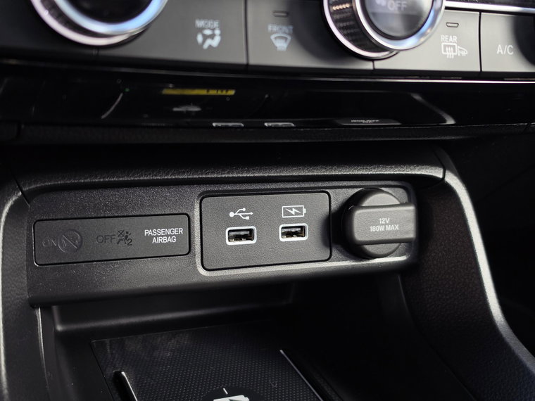 Vehicle Image 35