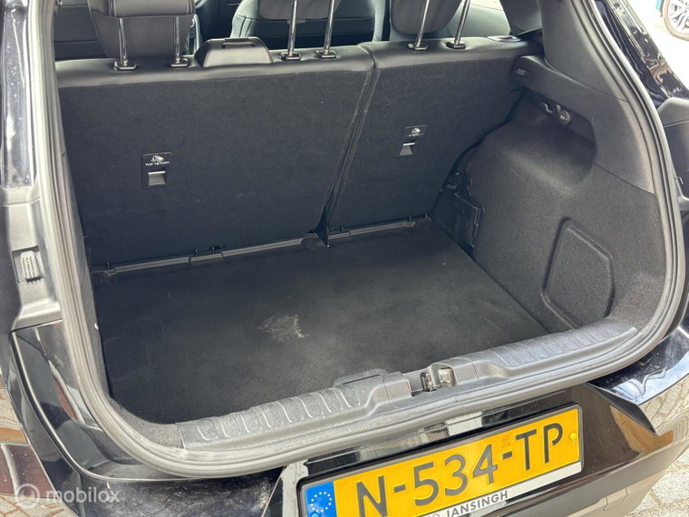 Vehicle Image 22