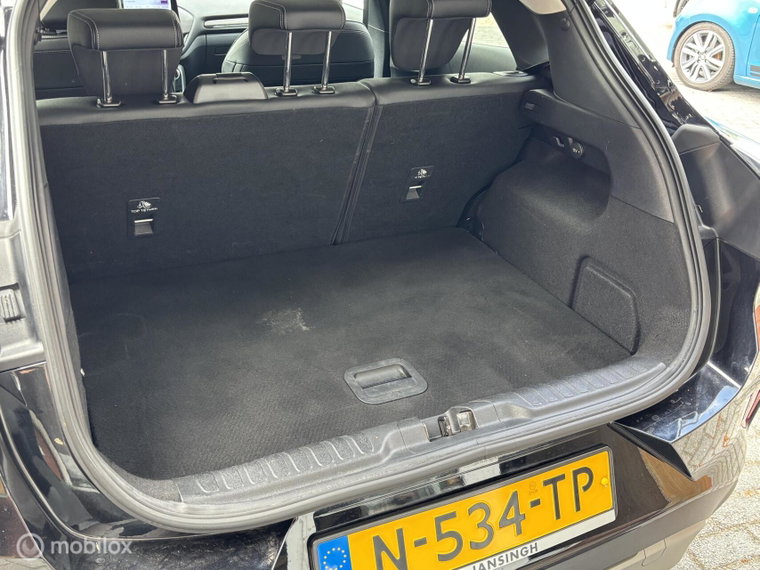 Vehicle Image 23