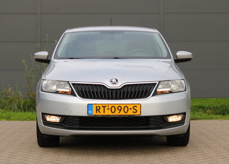 Vehicle Image 11