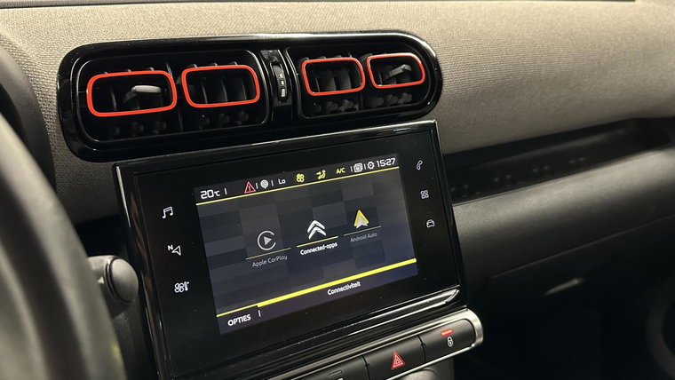 Vehicle Image 30