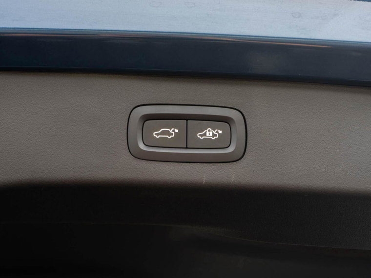 Vehicle Image 43