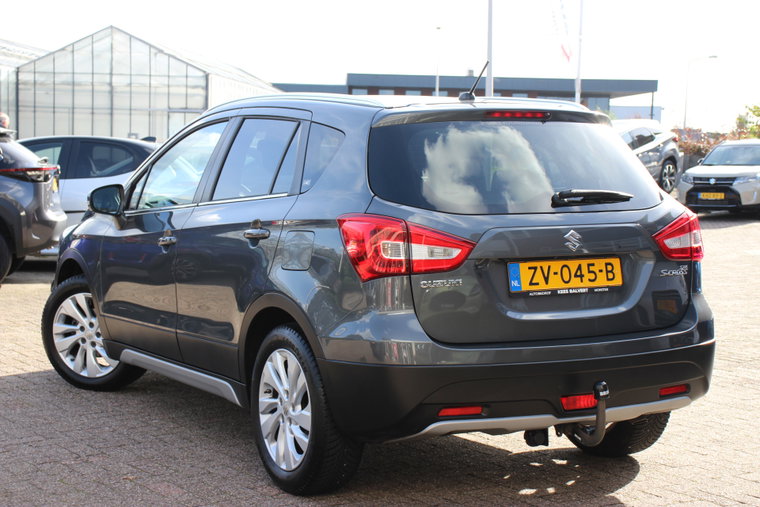 Vehicle Image 13