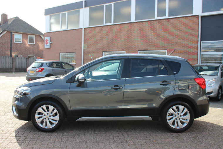 Vehicle Image 7