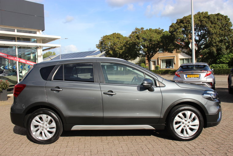 Vehicle Image 8