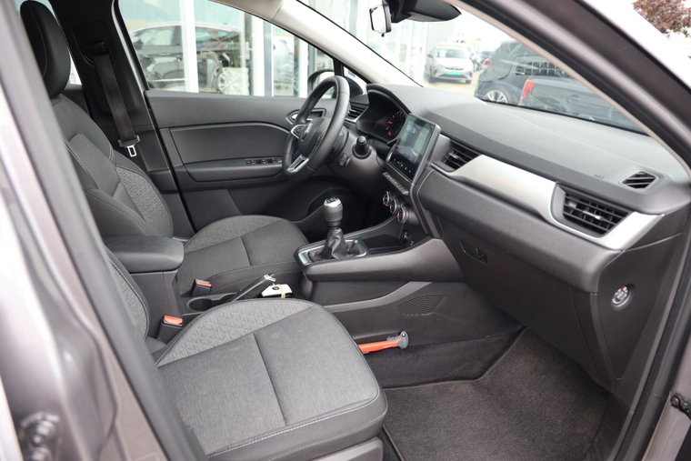 Vehicle Image 19