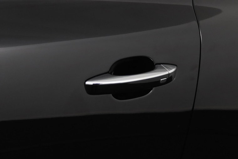 Vehicle Image 38