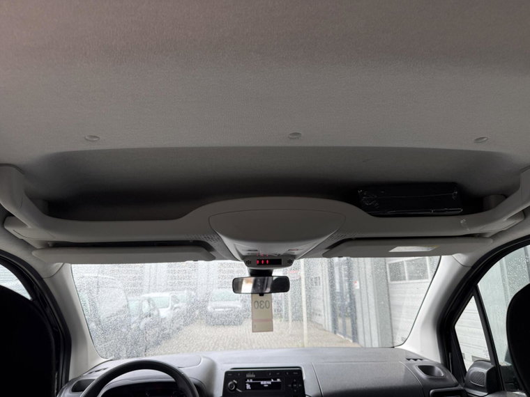 Vehicle Image 39