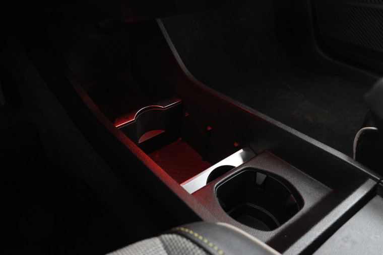 Vehicle Image 32