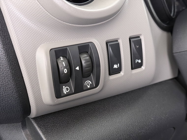 Vehicle Image 24