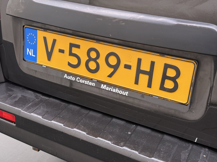 Vehicle Image 38