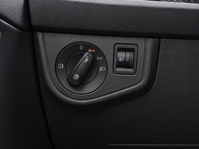 Vehicle Image 24