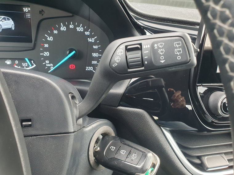 Vehicle Image 36