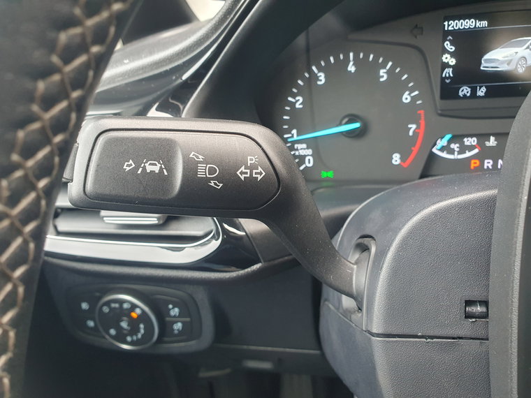 Vehicle Image 37