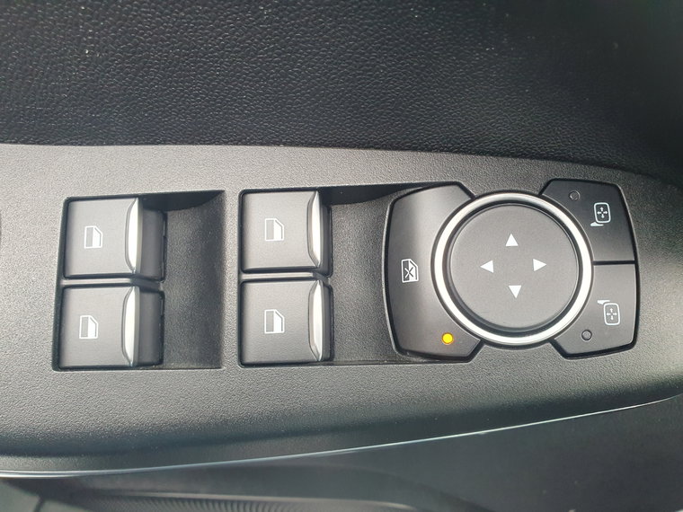 Vehicle Image 39