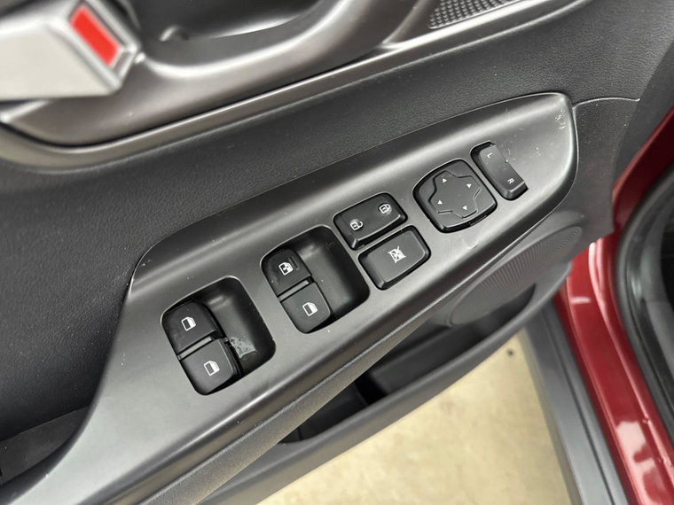 Vehicle Image 24