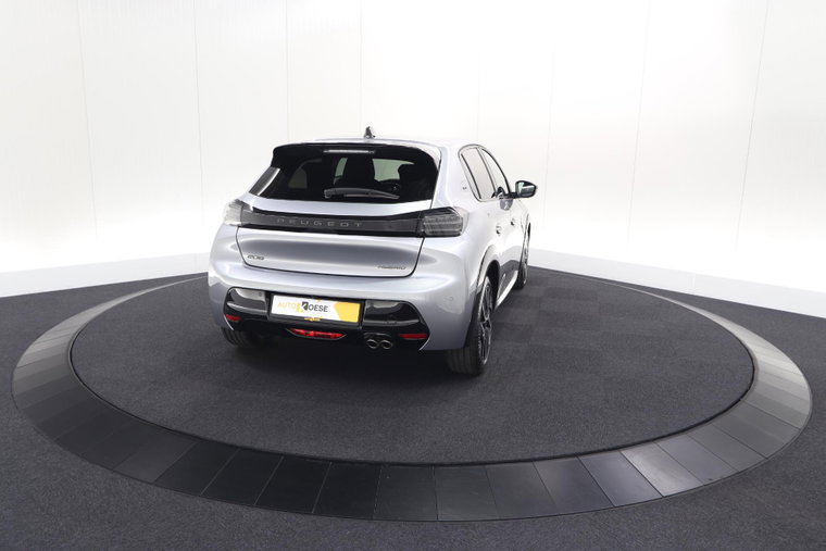 Vehicle Image 20