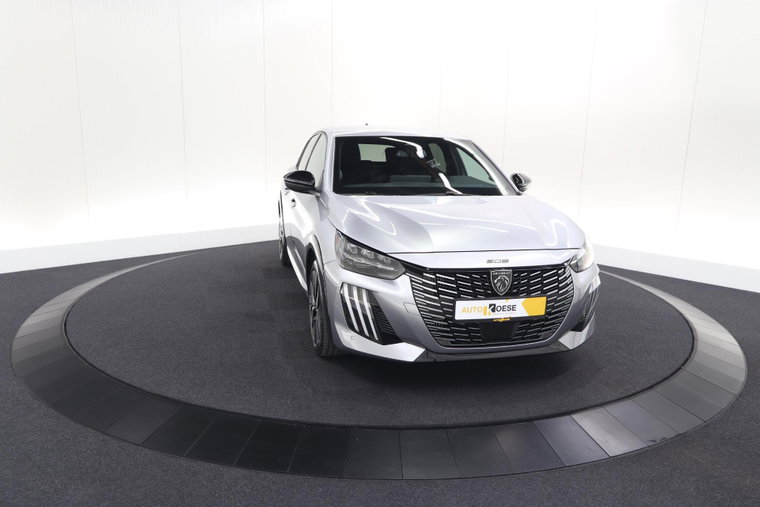 Vehicle Image 40