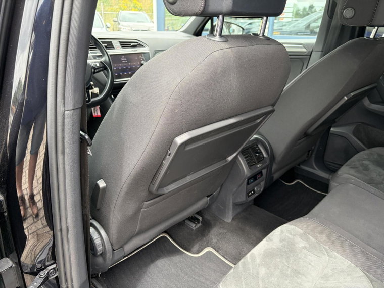 Vehicle Image 26