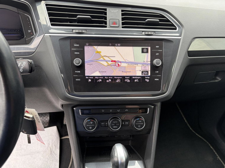 Vehicle Image 38