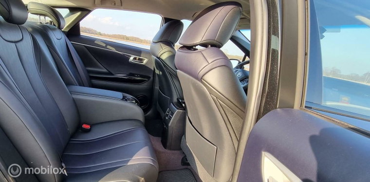 Vehicle Image 31