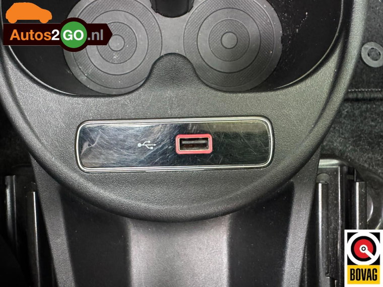 Vehicle Image 27
