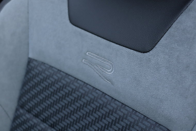 Vehicle Image 33