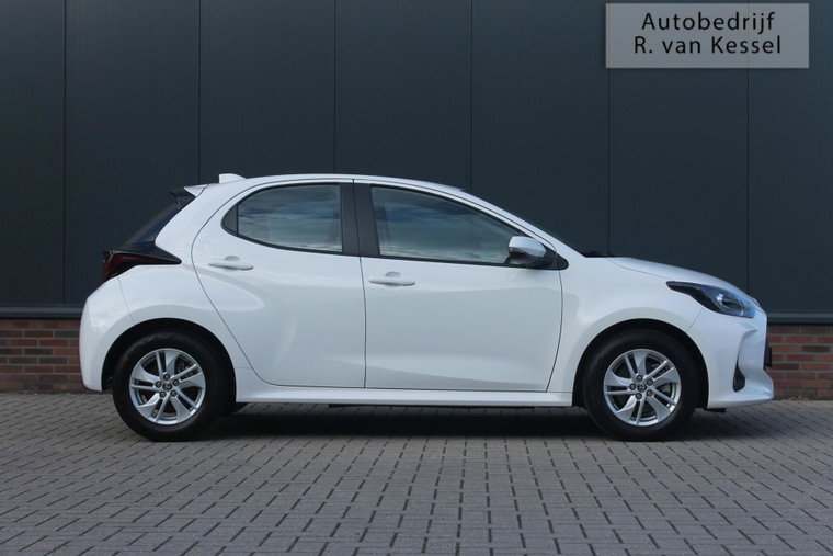 Vehicle Image 13