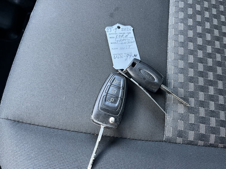 Vehicle Image 14