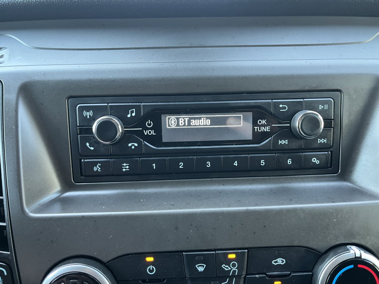 Vehicle Image 35