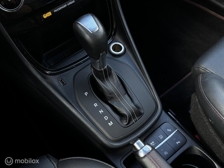 Vehicle Image 23