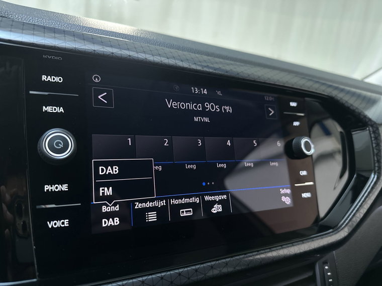Vehicle Image 24