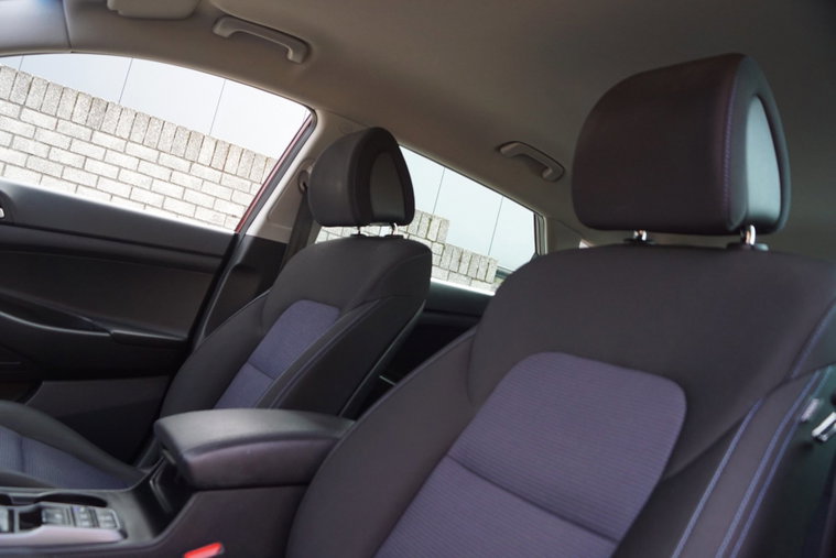Vehicle Image 25