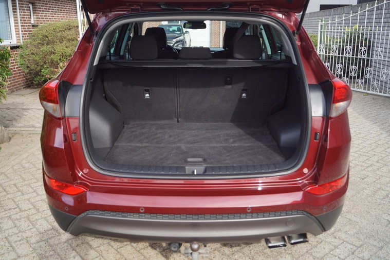 Vehicle Image 32