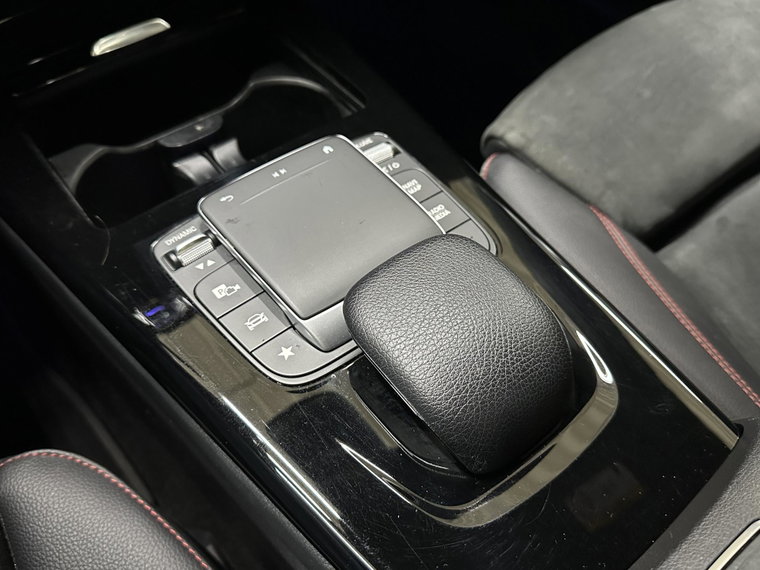 Vehicle Image 24