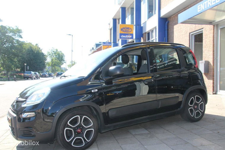 Vehicle Image 6