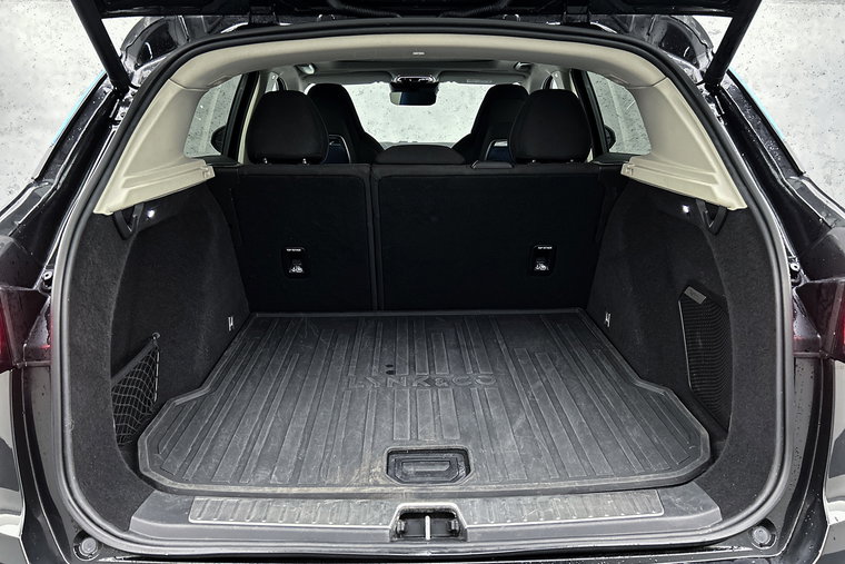 Vehicle Image 14