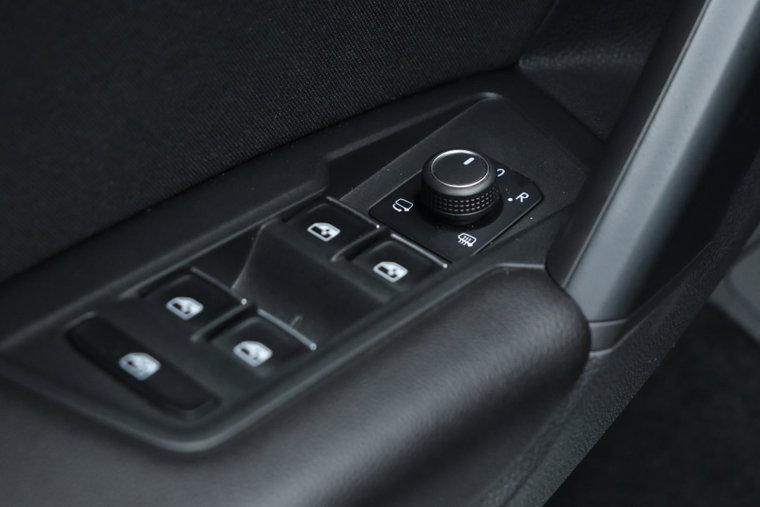 Vehicle Image 43